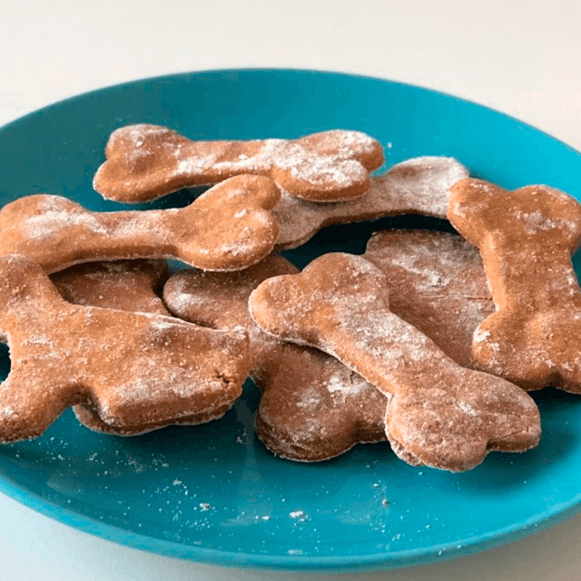 Galletas para perros: receta de huesitos caseros